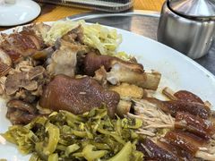 -明姨仔潮汕美食·碳炉猪脚·汕尾牛腩饭·起片鸡煲(起义路店)