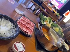 -呷哺呷哺(万达新世界店)