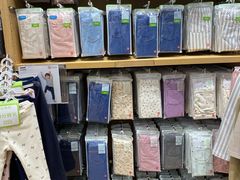 -优衣库(深圳万象天地旗舰店)