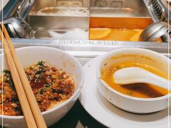 -海底捞火锅(金山百联店)