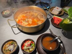 -罗勒家·养生火锅· Bistro(大望路店)