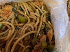 -玲玲米粉·新疆现炒米粉(大十字总店)