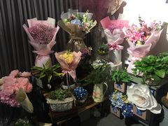 -花言草语鲜花店(灵山路店)