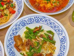 -李与白包子铺(桐梓林店)