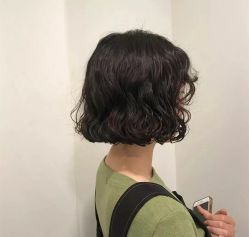 -TOP HAIR SALON