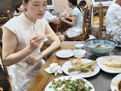 -微山岛春天里酒家