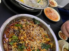 -周良天山牛杂城(天山路总店)