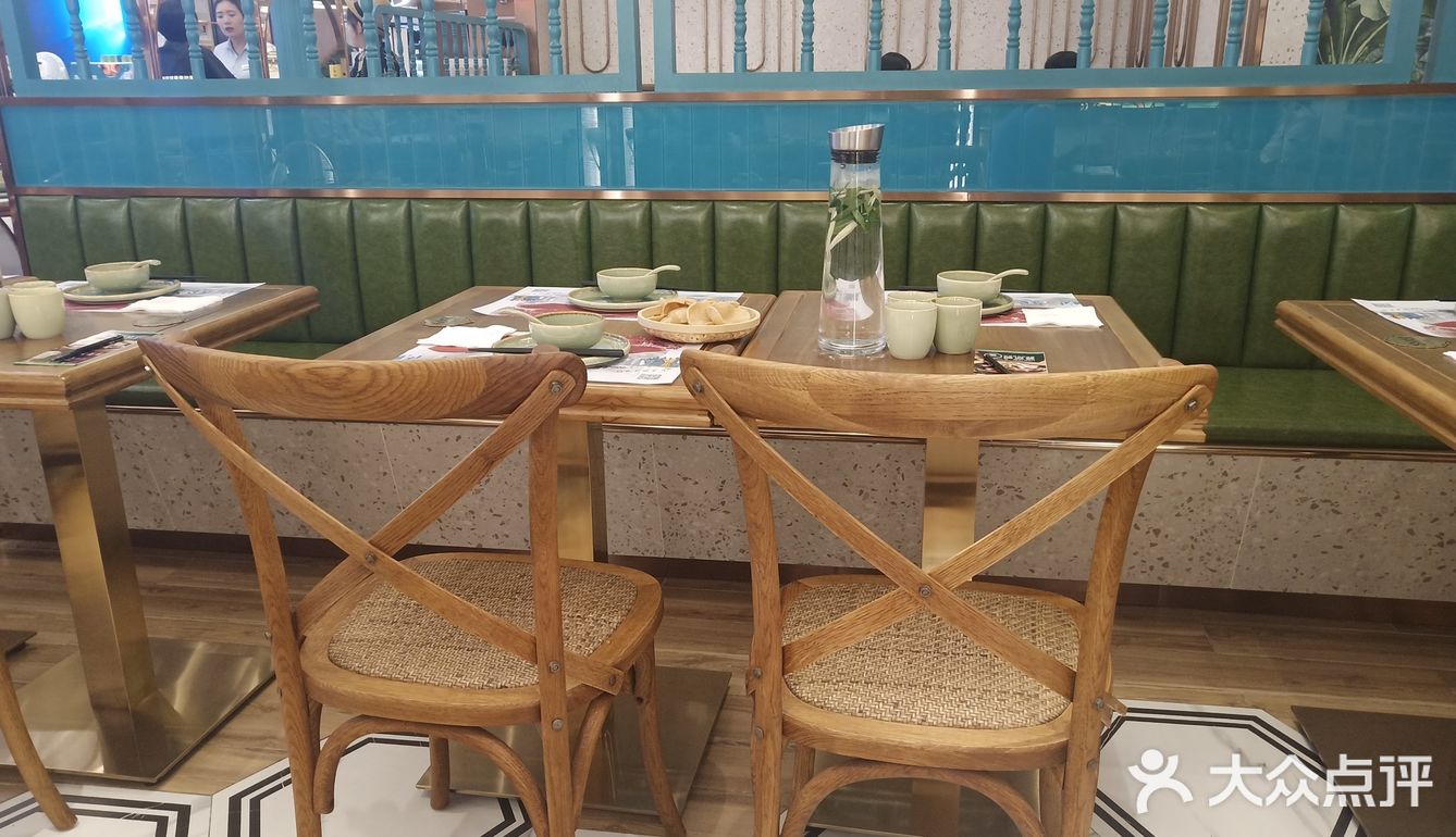 精致女生 约会地点不容错过 