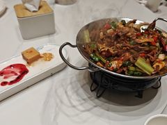 -梅利汴京烤鸭•开封豫菜地标店(东大街店)