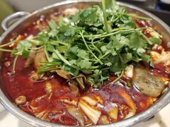牛肉火锅-川人川菜馆·小龙虾·鲜虾现做(黄山路店)