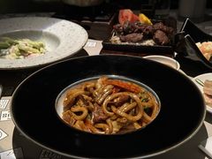 -穹六人间 people 6(岳阳路店)