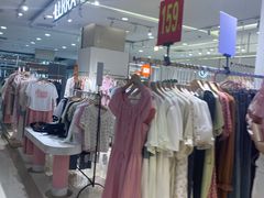 -聚宝隆购物中心(新昌街店)