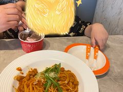 -必胜客(尹山湖歌林公园店)