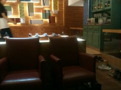 卡座-Lia Cafe Bar Restaurant松山咖啡屋