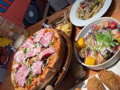-Dragon Pizza•圆脸龙披萨·牛排餐厅