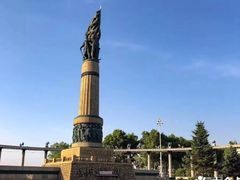 -人民防洪胜利纪念塔