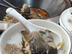 -老刘生态大鱼坊铁锅炖鱼(赛马场店)