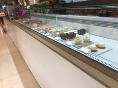 面包甜点陈列柜-EVERNAKED裸蛋糕(SOHO天山店)