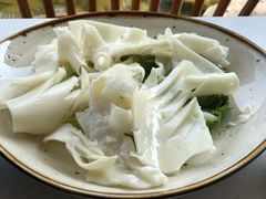 -墨居上隐·院子里火锅(峨眉店)
