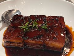 梅干菜红烧肉-南麓·浙里(外滩店)