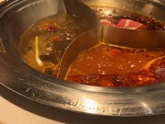 -老房老舍重庆火锅(假日城市店)