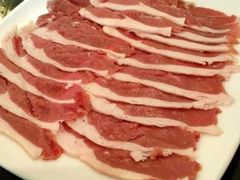 手切羊腿肉-情忆草原涮肉馆
