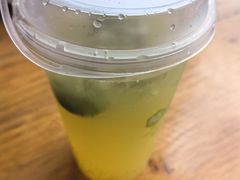 -桥香园过桥米线(国贸店)