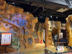 -探洞工场(丹尼斯7天地店)