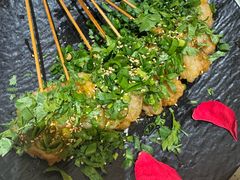 -小董哥烤串·爆汁大油边(故宫店)