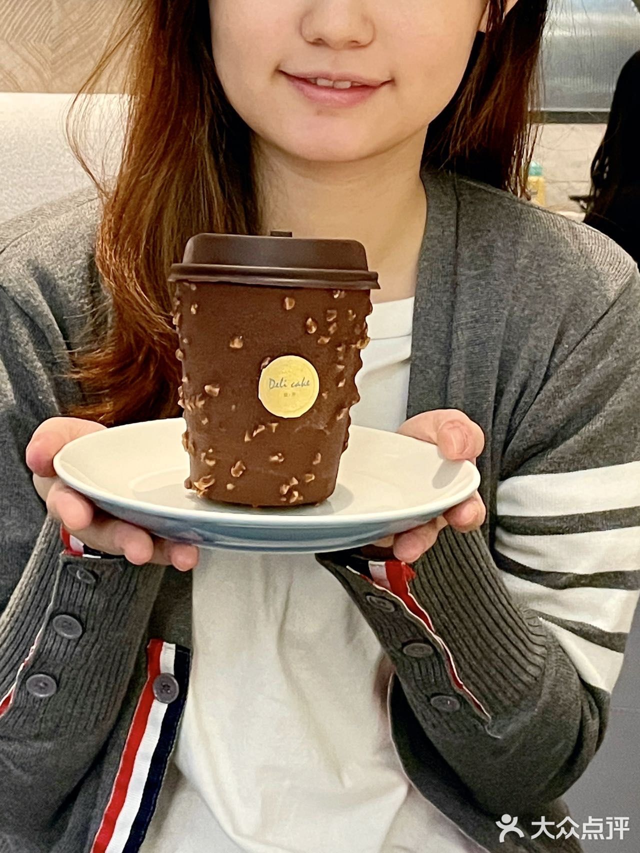 在深圳居然有一家可以吃的蛋糕杯 真的太绝了！