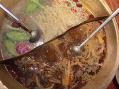 -小龙坎火锅(湖滨银泰in77店)