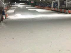 -乔波室内滑雪场