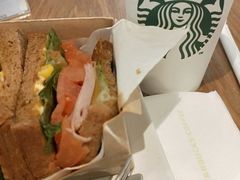 -星巴克臻选(华堂·新辰汇店)