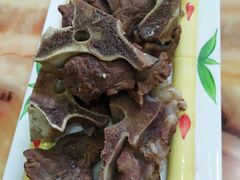 -苏莱特色牛骨滩羊手抓馆(长城东街总店)