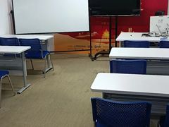 -新航道雅思托福·留学·考研培训(人民广场校区)