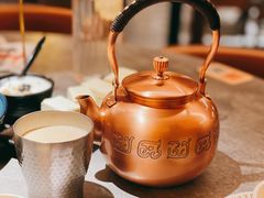 新疆奶茶-耶里夏丽·丝路新疆菜·清真食品(徐汇南丹东路臻选店)