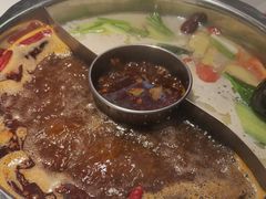 -佰人王串串香火锅(洋珠巷店)