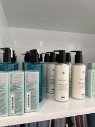 -JNK皮肤管理中心