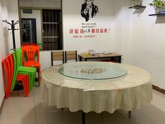 -小辣妹川味海鲜加工店(第一市场椰风巷店)