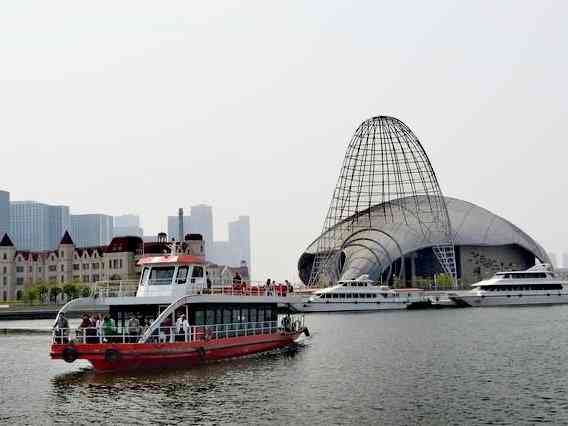 塘沽海洋馆游船码头-"标志性景点,来外滩必去的地方.很有特色.