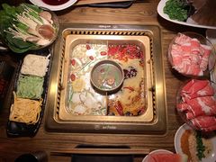 鸳鸯锅-九鼎轩脆毛肚火锅(徐州苏宁店)