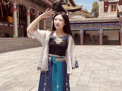 -塔尔寺游客服务中心