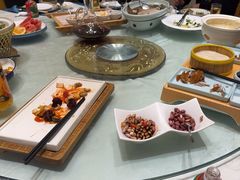 -皇宫大酒店