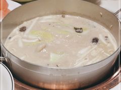 -洪氏嗨捞·猪肚鸡火锅(阳光天地店)