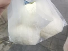 -李与白包子铺(桐梓林店)