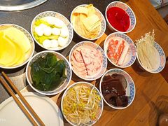 -周小明火锅(黑金冠社区店)