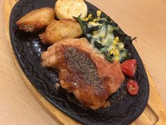 黑椒鸡排配鸡翅-萨莉亚意式餐厅(中北永旺店)