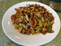 精葱爆三菇-春江饭店(共青团路总店)