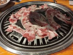 -唯成•韩国炭火烤肉 유성고기