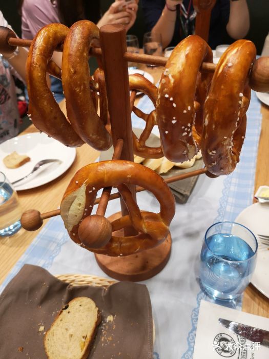 paulaner保拉纳啤酒餐厅(平安金融中心店)德式面包圈图片